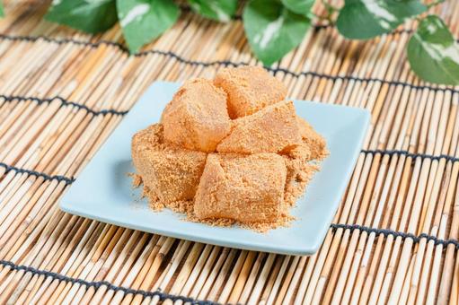 Warabimochi, a Japanese summer sweet, JPG