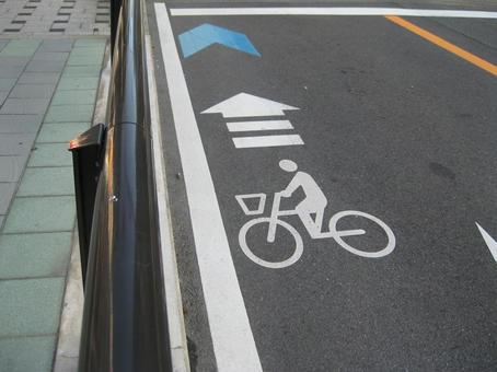 自転車専用レーン（縦向き） 自転車,レーン,通行帯の写真素材