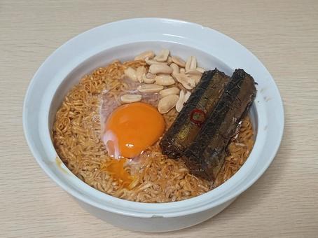 Instant noodles for a late-night snack, JPG