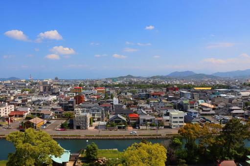 今治市を見下ろす 今治市を見下ろす 今治城,愛媛県,今治市の写真素材