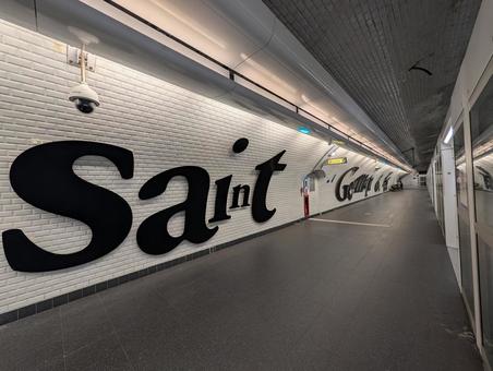 サンジェルマン・デ・プレ駅 サンジェルマン・デ・プレ駅 パリ,フランス,ヨーロッパの写真素材