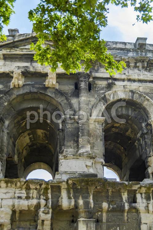 古代ローマ遺跡、円形闘技場。フランス コロッセオ,ニーム,ニーム円形闘技場の写真素材