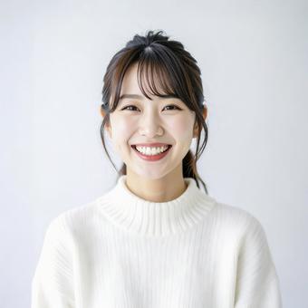 白いセーターの若い女性 生成AI 白いセーターの若い女性 生成AIの写真