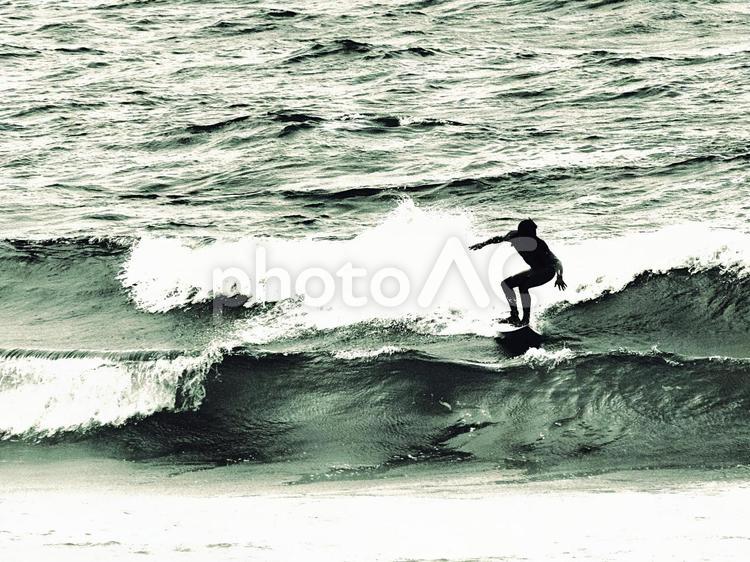 サーフィン　サーファー　海 サーフィン,サーファー,サーフボードの写真素材