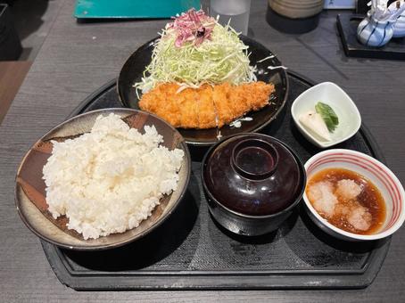 とんかつ定食 とんかつ定食 とんかつ,定食,ご飯の写真素材