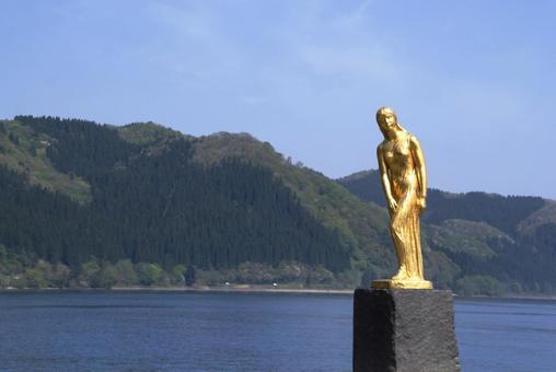 田沢湖のたつこ像 田沢湖のたつこ像 たつこ像,田沢湖,湖畔の写真素材