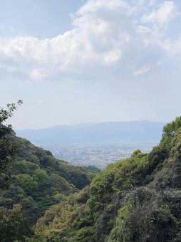 山から見える街 山から見える街の写真