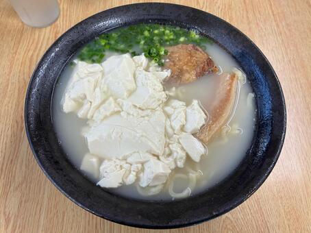 沖縄そば 沖縄そば,沖縄,ゆし豆腐の写真素材