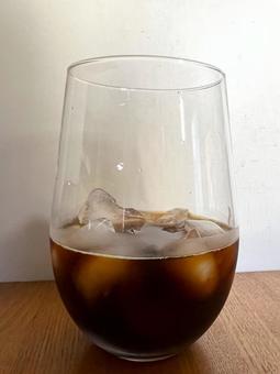 アイスコーヒー アイスコーヒー アイスコーヒー,ブラック,冷たいの写真素材