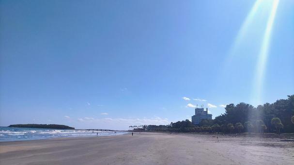 南国の海と青空と砂浜-青島海水浴場 南国,海,青空の写真素材