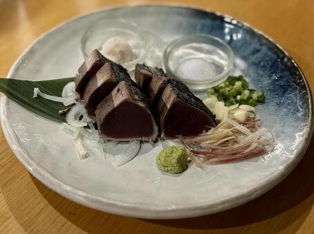 塩カツオの藁焼き 塩カツオの藁焼き,鰹,カツオの写真素材