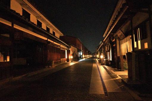 真夜中の落ち着いた倉敷美観地区の街並み 倉敷美観地区,倉敷,夜景の写真素材