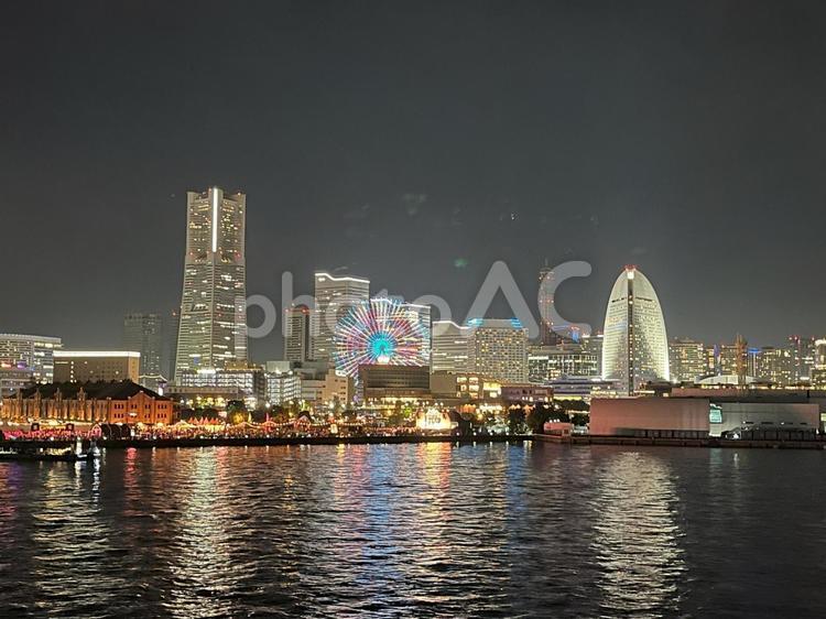 みなとみらい　夜景 みなとみらい,夜景,ランドマークの写真素材