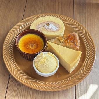 デザート盛り合わせ スイーツ,ケーキ,栗の写真素材