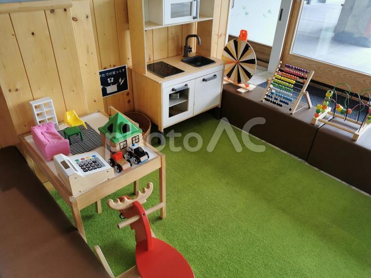 キッズスペースのイメージ 家具,屋内で,机の写真素材