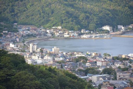 山から見る伊東市・宇佐美の集落 山から見る伊東市・宇佐美の集落 伊東市,宇佐美,集落の写真素材