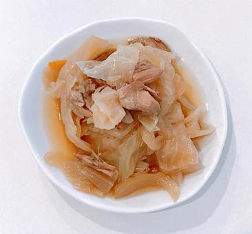 キャベツ煮 キャベツ煮 キャベツ煮,鶏肉キャベツ煮,和食の写真素材