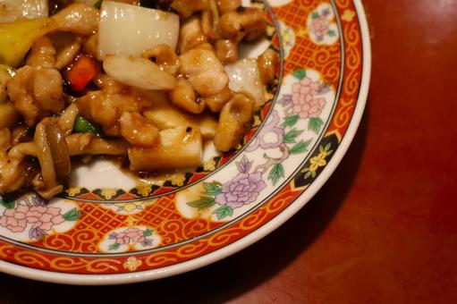 中華料理店の鶏肉のトーチー炒め 中華料理店の鶏肉のトーチー炒めの写真