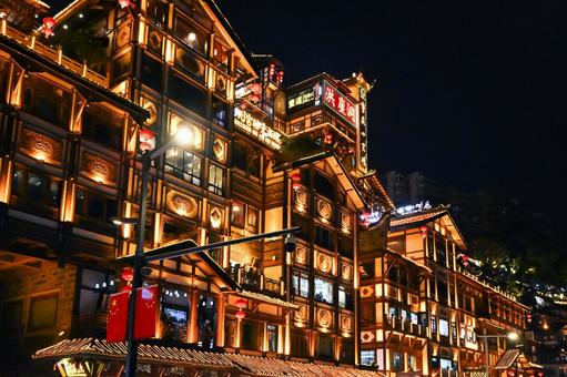 重慶夜景・洪崖洞 洪崖洞,重慶,夜景の写真素材