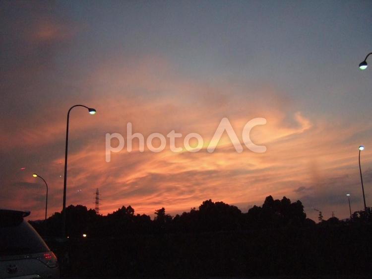 夕暮れ 夕暮れ,夕焼け,夏空の写真素材