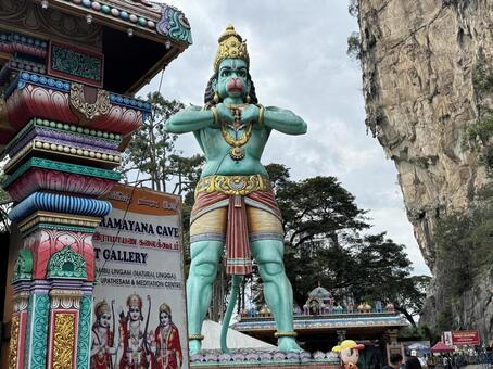 バトゥ洞窟の像 バトゥ洞窟,マレーシア,マレーシア観光の写真素材