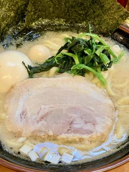 家系ラーメン 家系ラーメンの写真