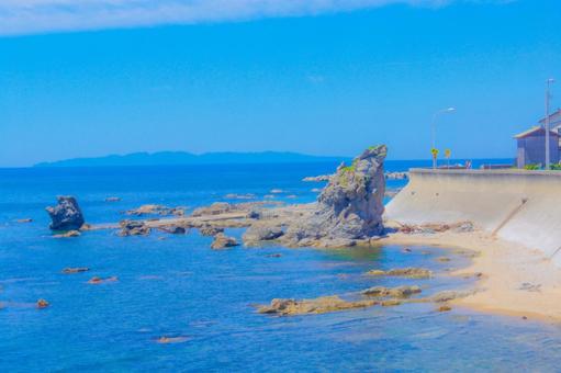 山形県の岩と海岸線の写真