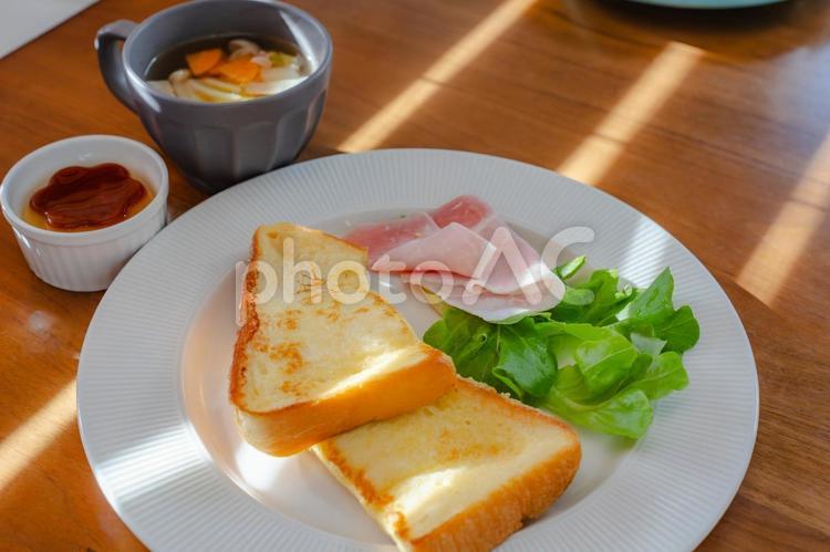 フレンチトーストの朝食 朝食,洋食,フレンチトーストの写真素材