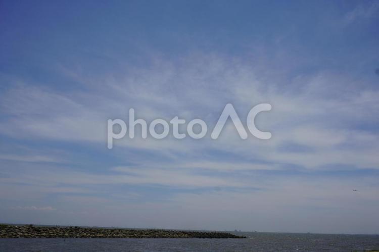 海と空の境界 青空,夏空,夏の写真素材
