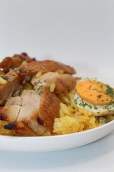 焼き鳥ももチャーハン 焼き鳥ももチャーハンの写真