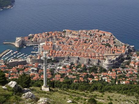 高台から見るドゥブロヴニク クロアチア,ドゥブロヴニク,街並みの写真素材