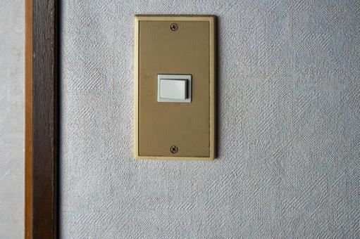 A wall light switch from the Showa era, JPG A wall light switch from the Showa era, JPG
