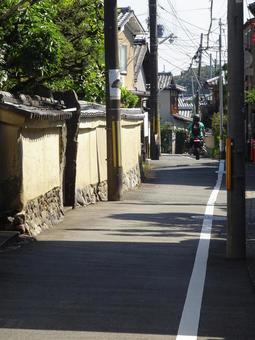Photo, soil wall, undulation, height difference, 