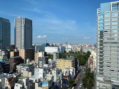 錦糸町から眺めた東側の街並み 錦糸町から眺めた東側の街並み 街並み,東京,青空の写真素材
