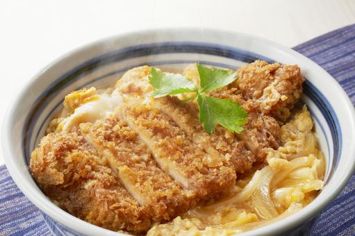 カツ丼 カツ丼の写真