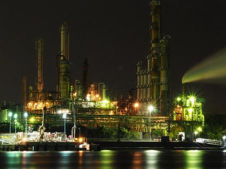 四日市コンビナートの夜景 工場夜景,夜景,霞ヶ浦緑地の写真素材