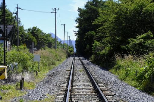 野辺山の標高の最も高いJR踏切 野辺山の標高の最も高いJR踏切 踏切,野辺山,jrの写真素材