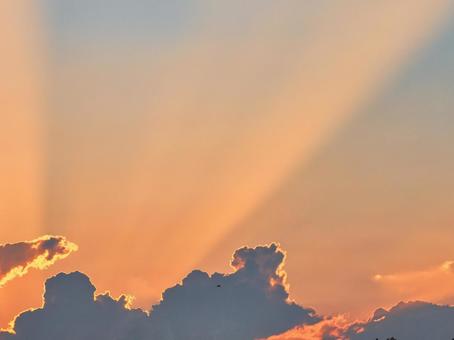 真夏の夕焼け雲 真夏の夕焼け雲の写真