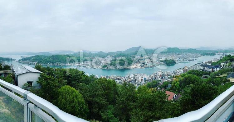 尾道の街、因島市方面 旅,水域,海の写真素材