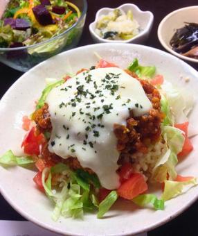 タコライス タコライス タコライス,ライス,豚ひき肉の写真素材