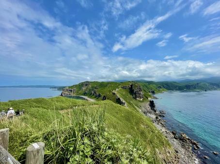 積丹ブルーの海を望む夏の積丹岬 積丹岬,積丹ブルー,北海道の写真素材