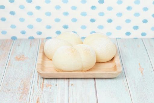 ハイジの白パン1 ハイジの白パン1の写真