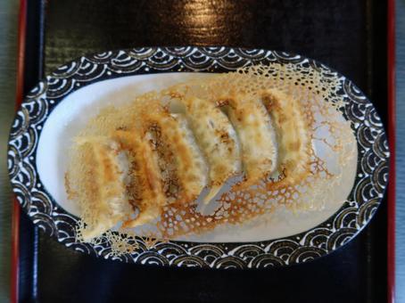 熊谷 焼き餃子 熊谷,焼き餃子,餃子の写真素材