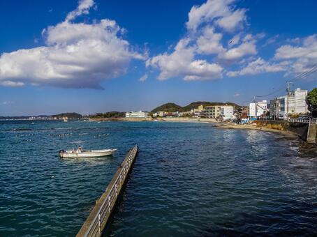 【神奈川県】葉山町・真名瀬海岸 葉山町,真名瀬海岸,富士山の写真素材