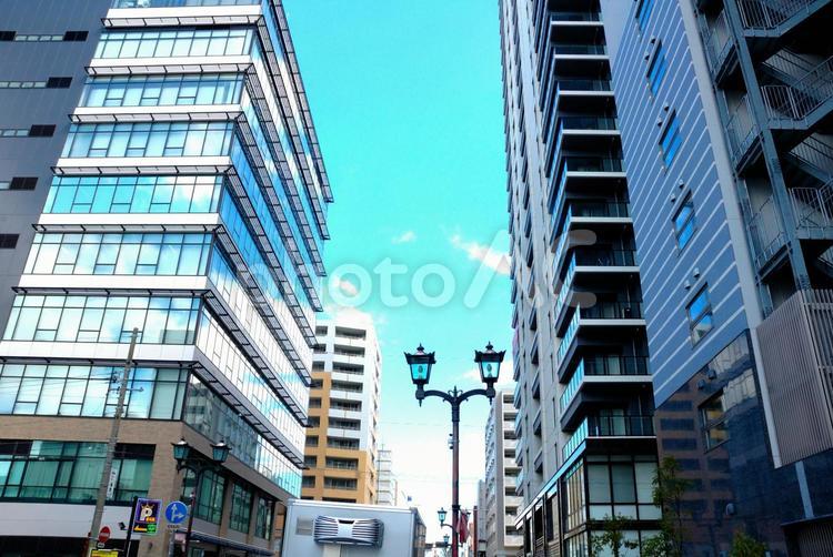 静岡市中心街の風景 静岡市,繁華街,街灯の写真素材