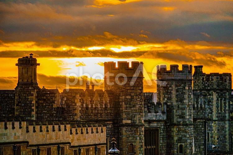 ウィンザー城（イギリス） ウィンザー城,近景,塔の写真素材