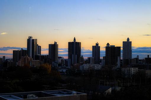 所沢市 所沢,ビル,夕暮れの写真素材