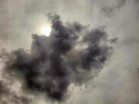 四月の雲-35の写真