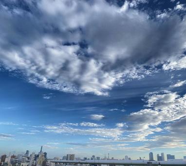 名古屋の街並と青空 名古屋の街並と青空の写真