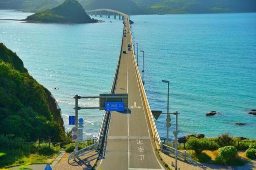 美しい角島大橋の風景 美しい角島大橋の風景 角島,角島大橋,海の写真素材